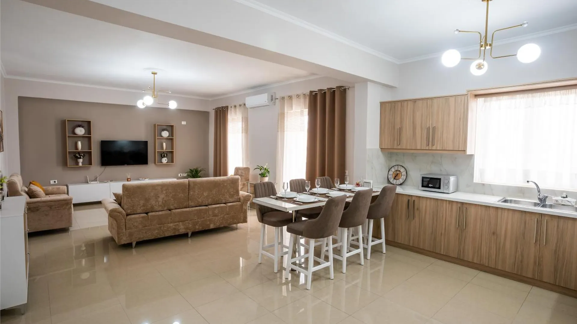 A&V Apartments Sarande 0*,